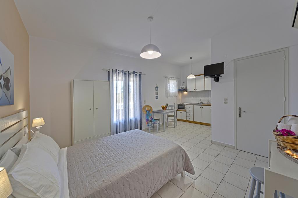 Letta'S Apartments Foinikas Eksteriør billede