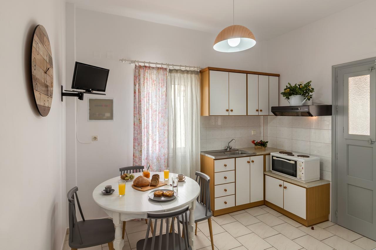 Letta'S Apartments Foinikas Eksteriør billede